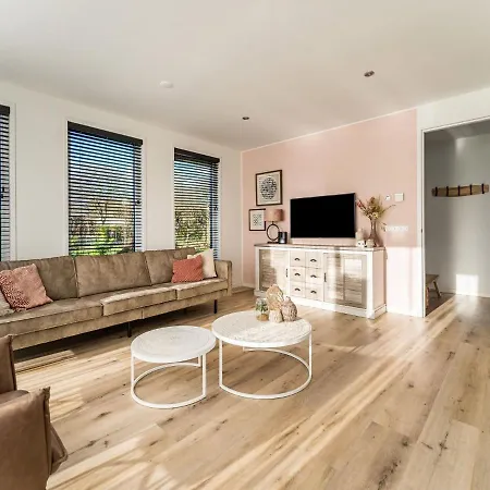 Σπίτι διακοπών Modern Near Texel *