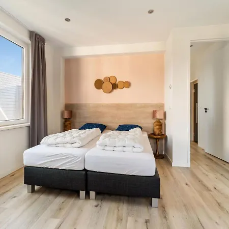 Modern Near Texel Σπίτι διακοπών Westermient